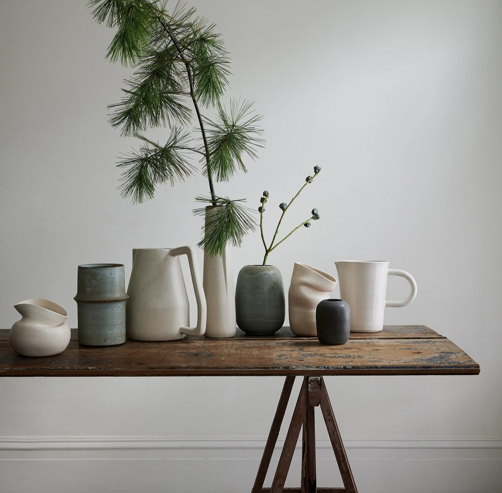 Off-White Novah Pitcher