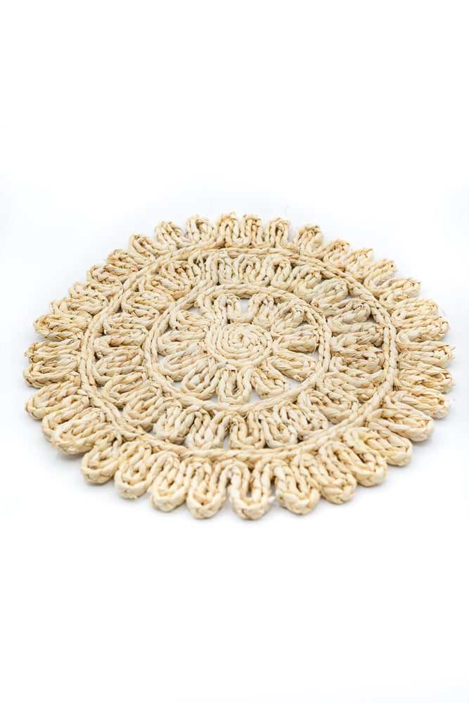 15" Round Woven Straw Placemat
