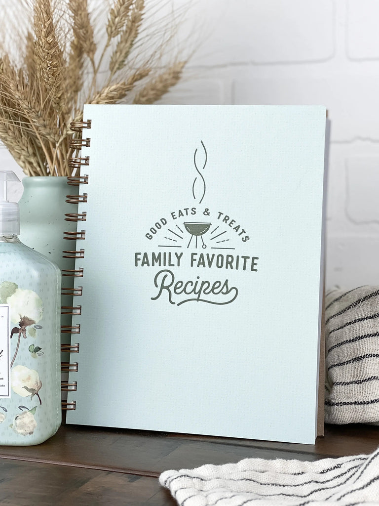 Family Favorite Recipe Book / Ocean Mist