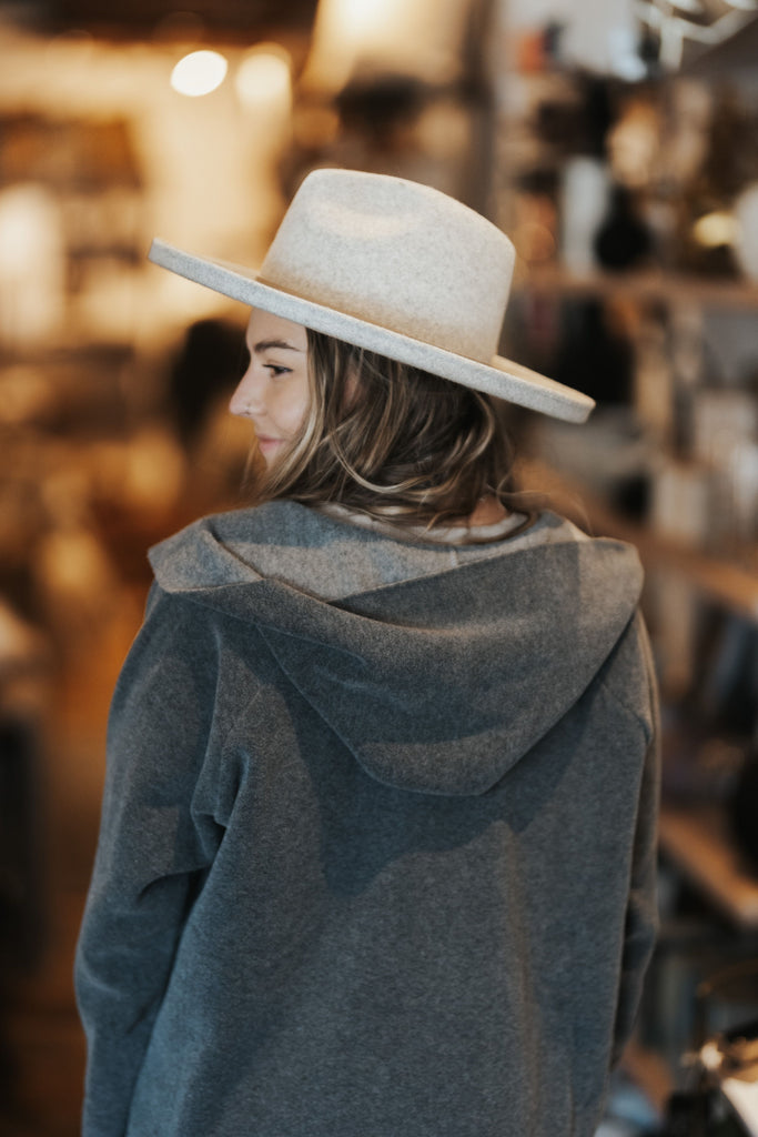 HS Cardigan